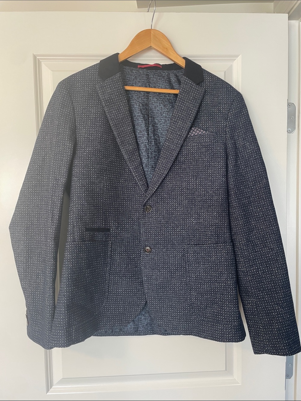 RW&CO. Men's Navy Textured Sport Coat with Contrast Collar